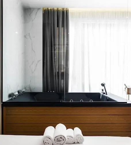 Luxury Skg Living